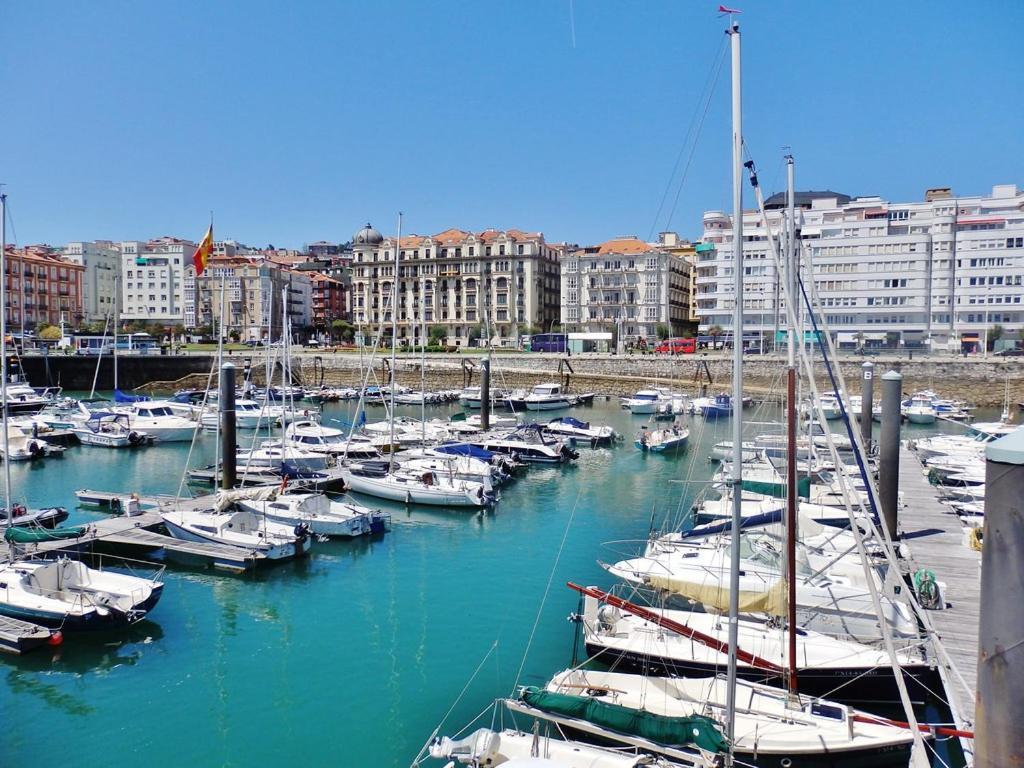 Apartamento A Estrenar Junto Al Sardinero Santander Exterior foto